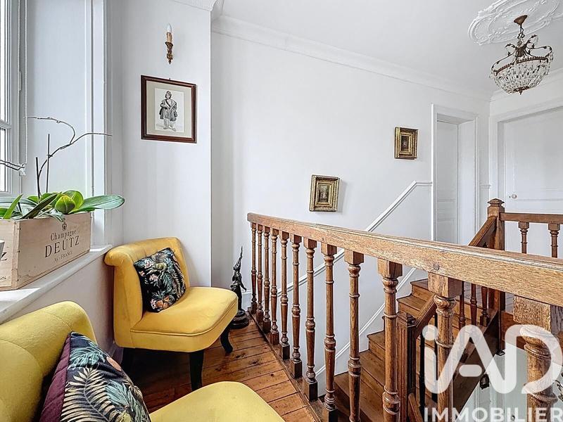 Maison de ville - 265 m² - 12 pièces