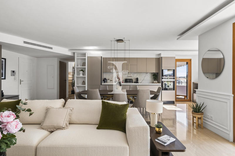 Appartement - 165 m² - 5 pièces