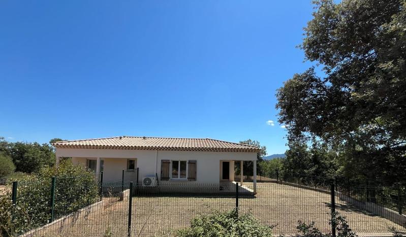 Maison - 223 m² - 8 pièces