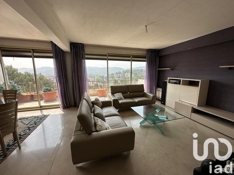 Appartement - 95 m² - 4 pièces