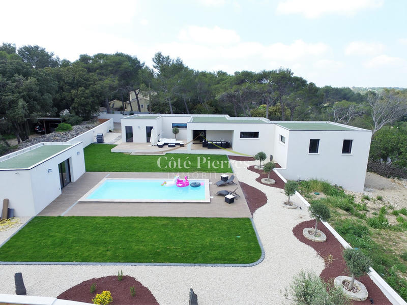 Maison - 163 m² - 6 pièces