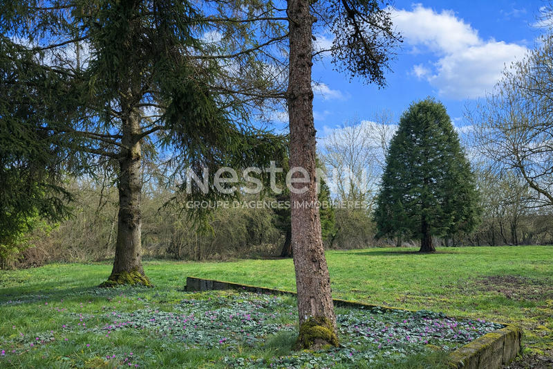 Maison - 273 m² - 10 pièces