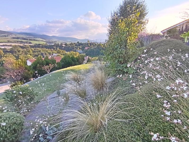 Maison - 104 m² - 4 pièces