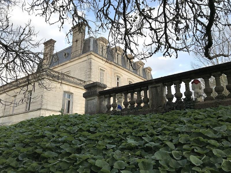 Etat(s) des lieux au jardin d'hélys-oeuvre