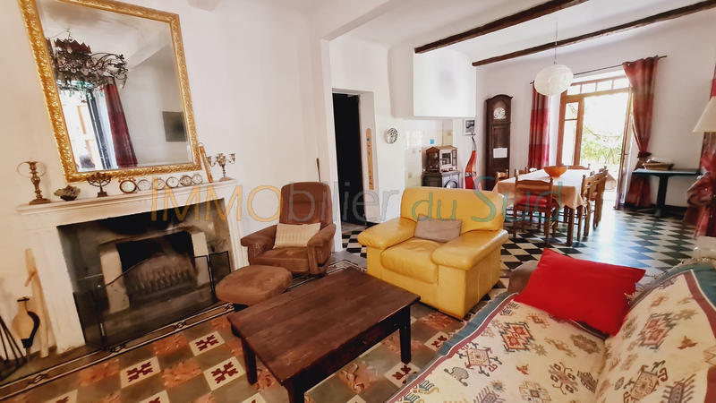 Maison de village - 157 m² - 11 pièces