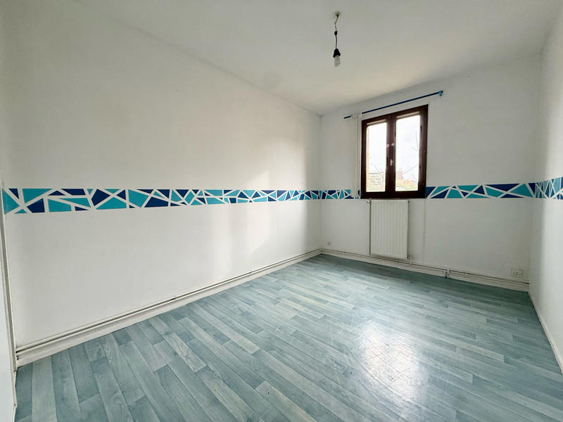 Maison - 85 m² - 5 pièces