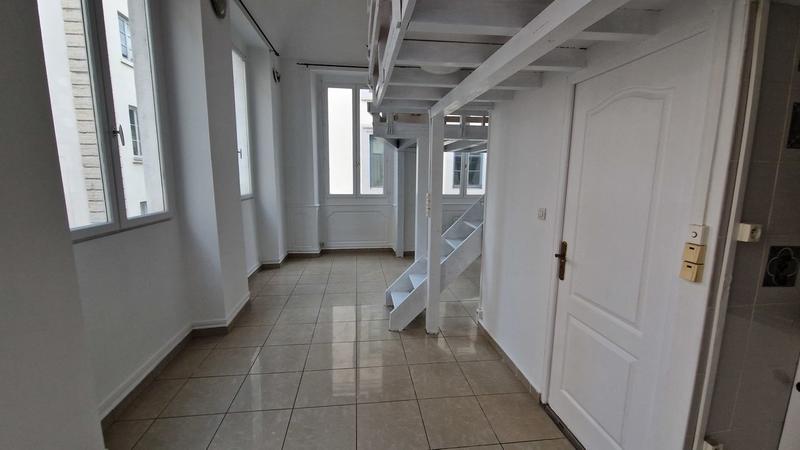 Studio - 42 m² - 1 pièce