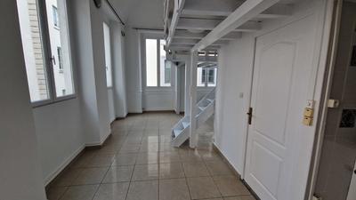 Studio - 42 m² - 1 pièce