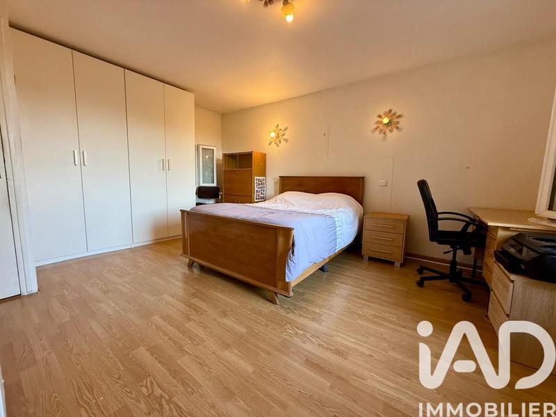 Maison - 176 m² - 7 pièces