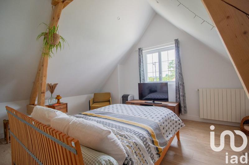 Maison - 180 m² - 8 pièces