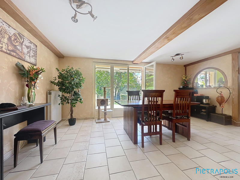 Maison ancienne - 185 m² - 7 pièces