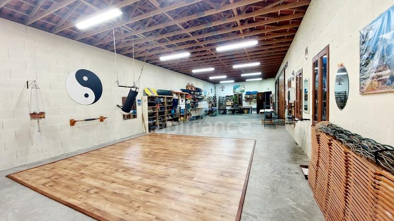 Maison - 151 m² - 6 pièces