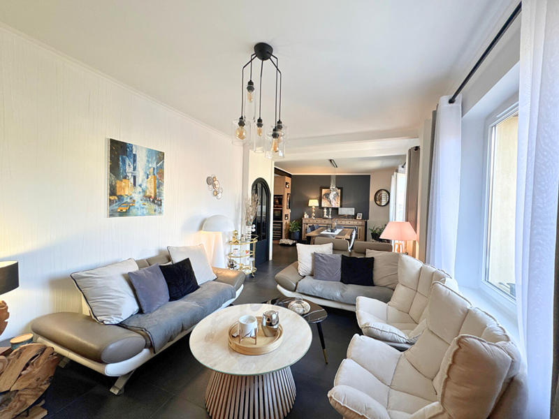 Maison - 110 m² - 6 pièces