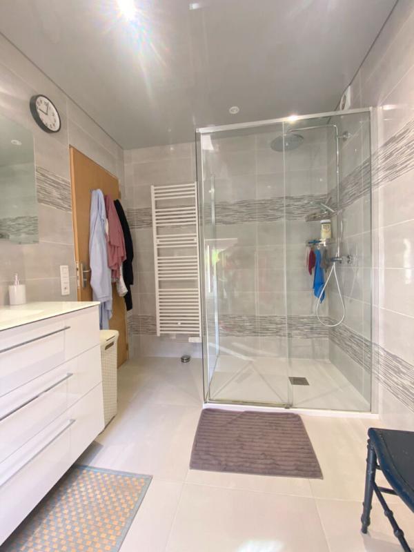 Villa - 140 m² - 6 pièces