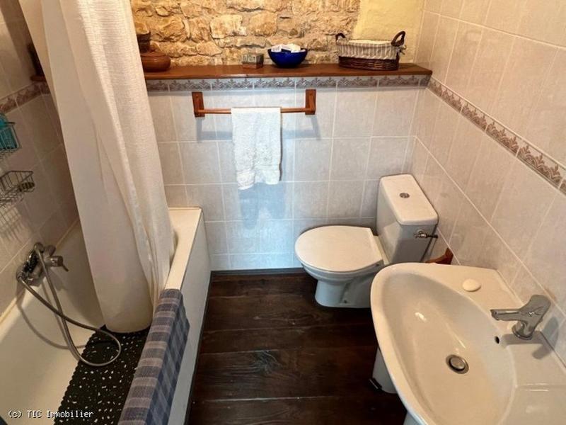 Maison - 270 m² - 11 pièces