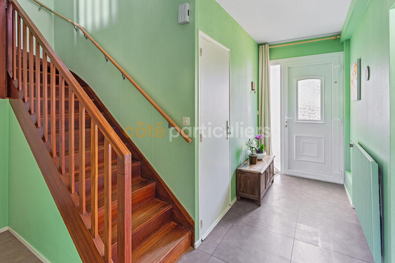 Maison - 99 m² - 5 pièces