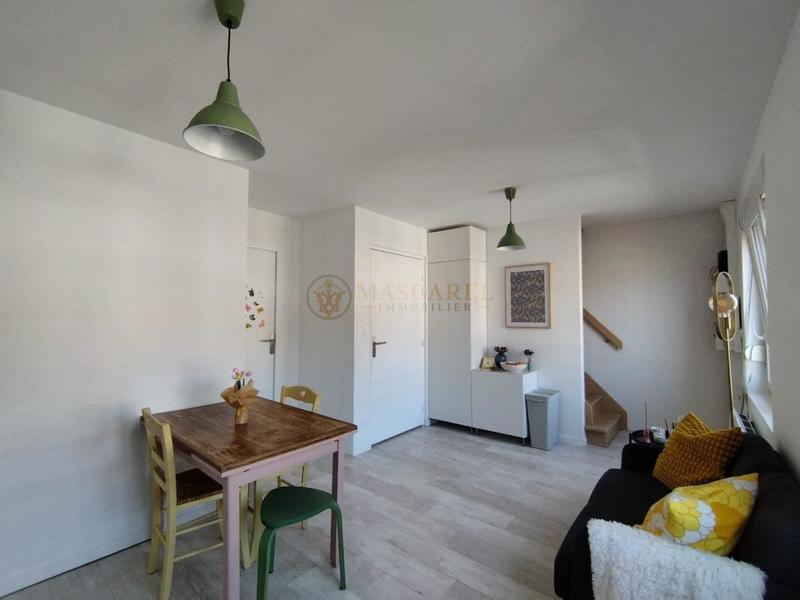 Chambre - 25 m² - 3 pièces