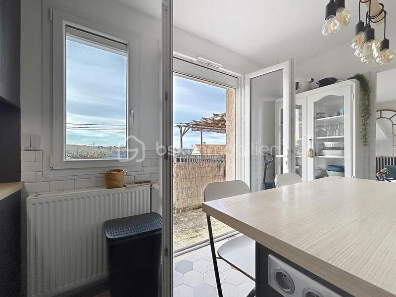 Villa - 160 m² - 8 pièces