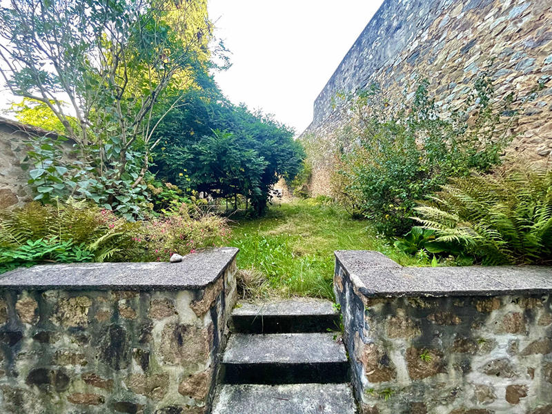 Maison - 111 m² - 5 pièces