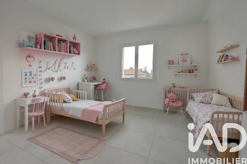 Maison - 102 m² - 5 pièces