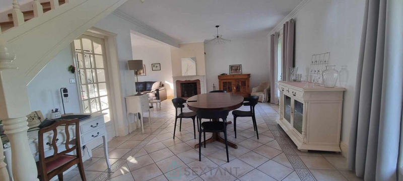 Maison - 171 m² - 5 pièces