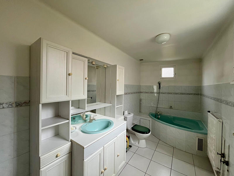 Maison - 98 m² - 4 pièces