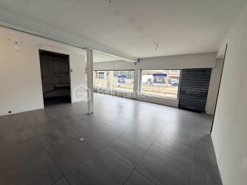 Bureau - 120 m² - 3 pièces