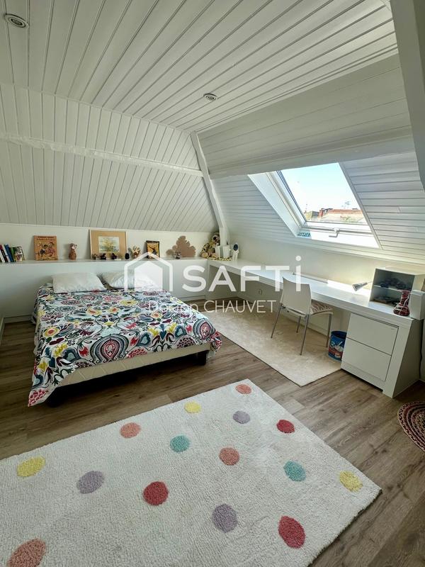 Maison de maîtres - 285 m² - 10 pièces