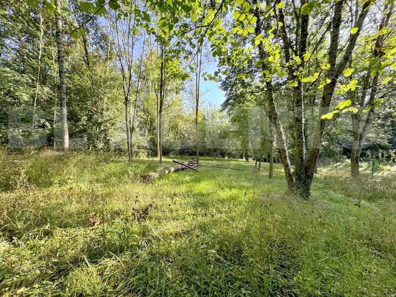 Terrain - 2 122 m²