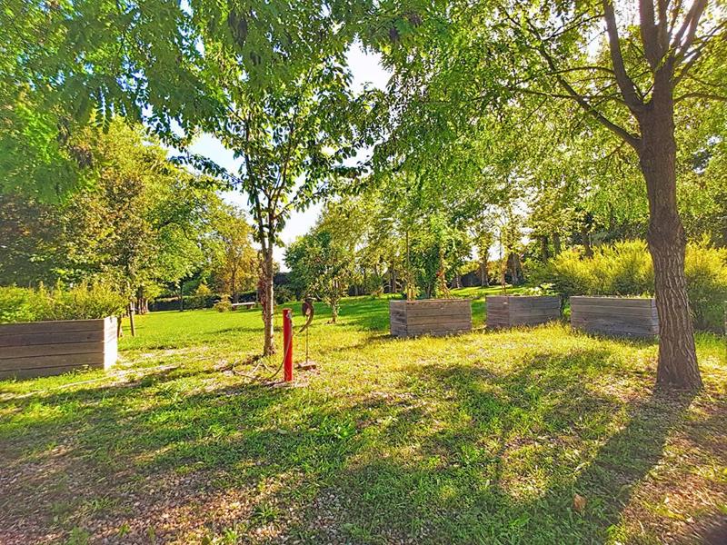 Propriété - 225 m² - 6 pièces