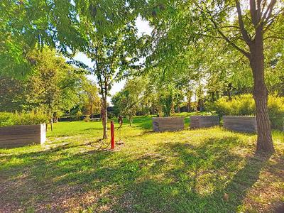 Propriété - 225 m² - 6 pièces