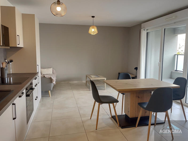 Appartement - 61 m² - 3 pièces