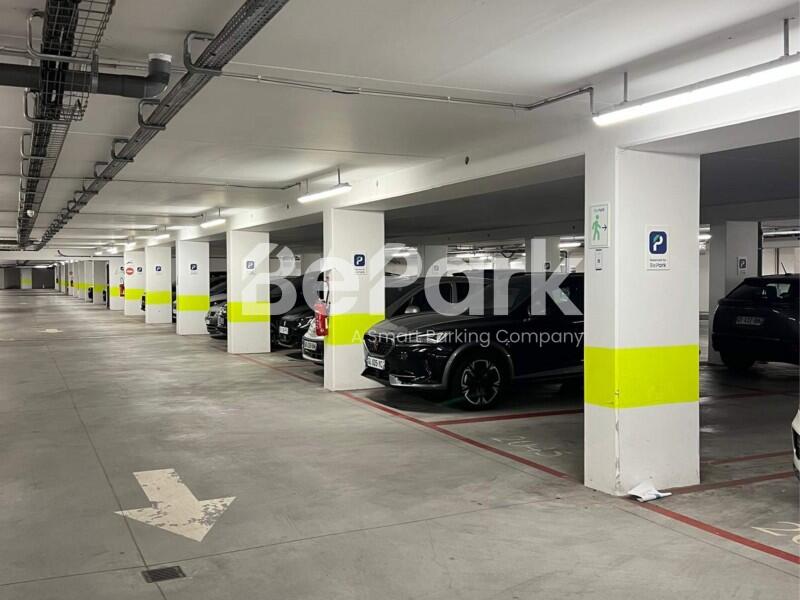 Parking - 10 m²