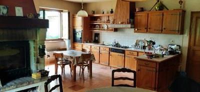 Maison - 313 m² - 9 pièces