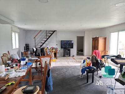 Maison contemporaine - 190 m² - 7 pièces