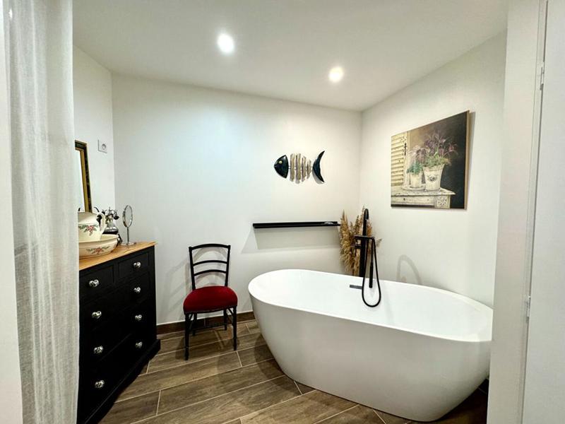 Appartement - 154 m² - 6 pièces