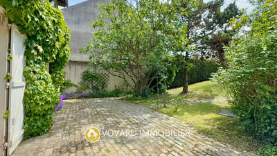 Maison - 137 m² - 6 pièces