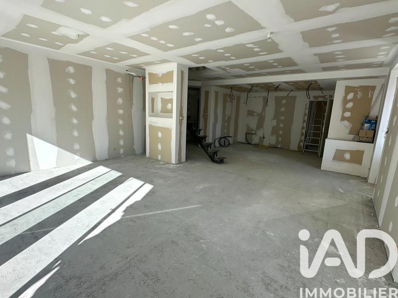 Appartement - 183 m² - 6 pièces