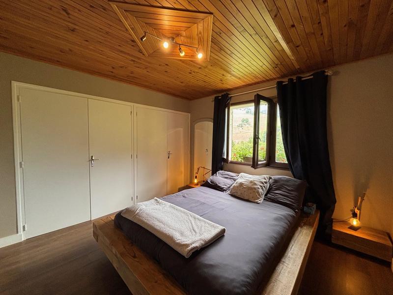 Maison traditionnelle - 164 m² - 6 pièces