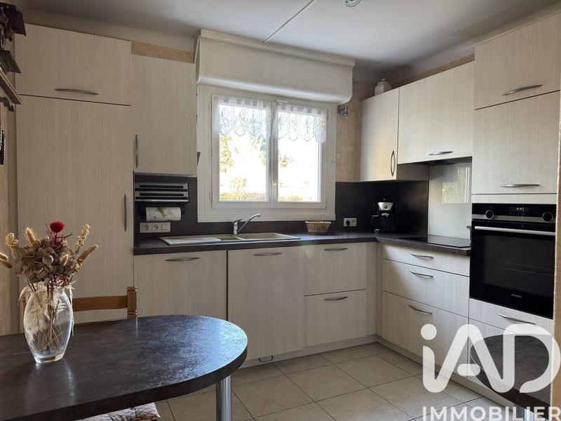 Appartement - 97 m² - 5 pièces