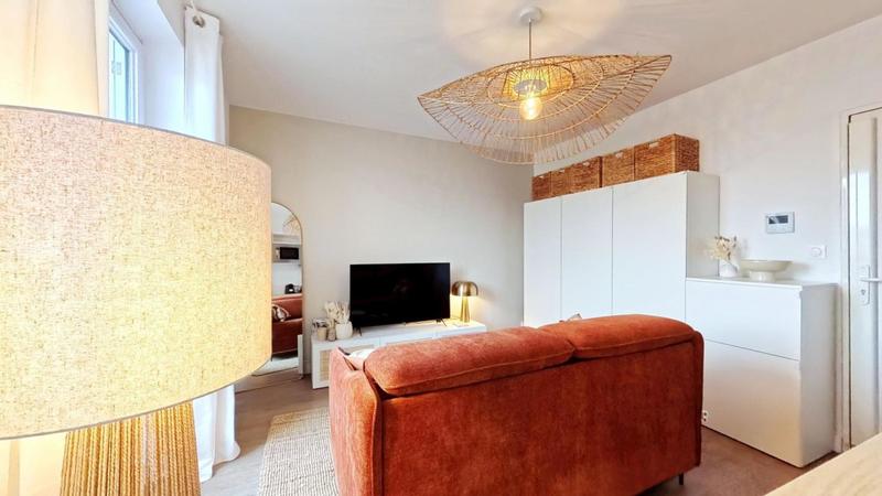 Studio - 18 m² - 2 pièces