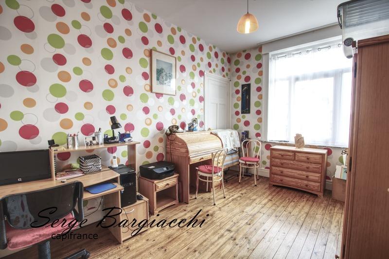 Maison bourgeoise - 214 m² - 8 pièces