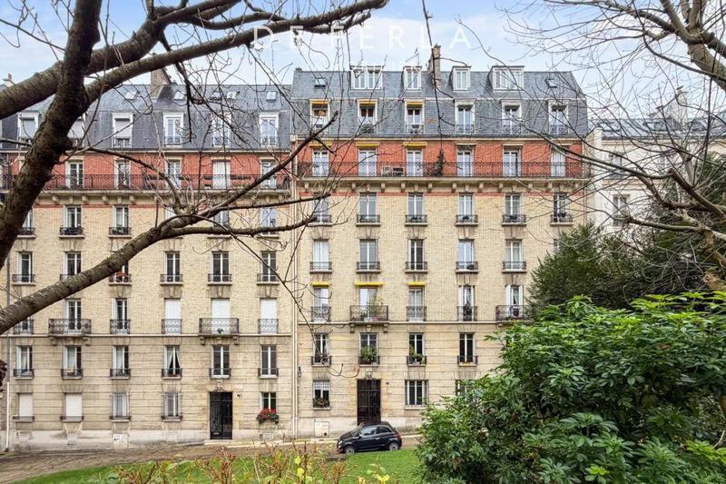 Appartement - 166 m² - 9 pièces