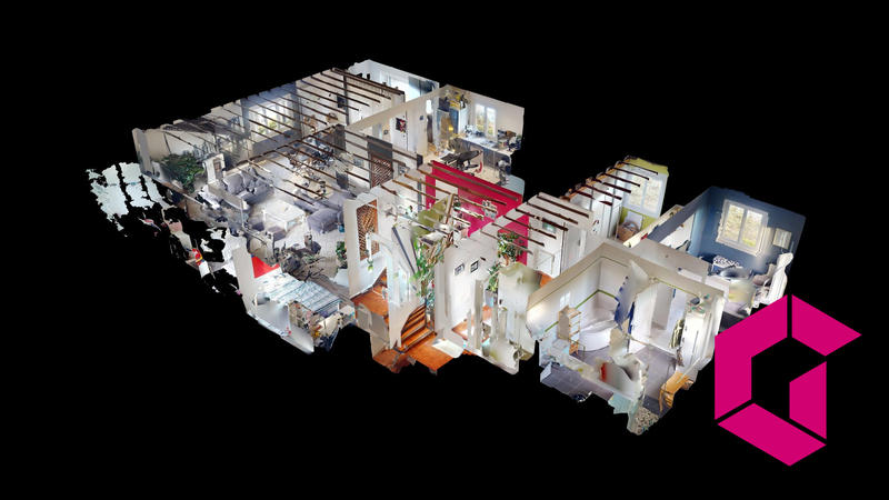 Maison traditionnelle - 243 m² - 5 pièces