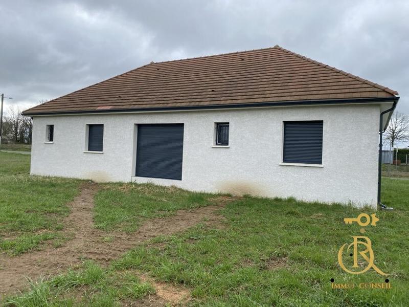 Maison - 90 m² - 4 pièces