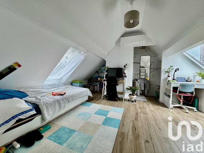 Maison - 143 m² - 6 pièces