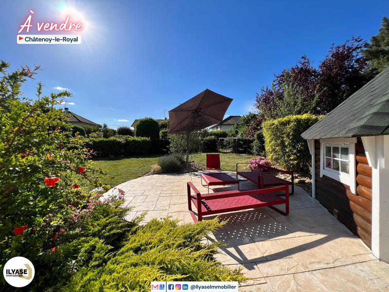 Maison - 182 m² - 7 pièces