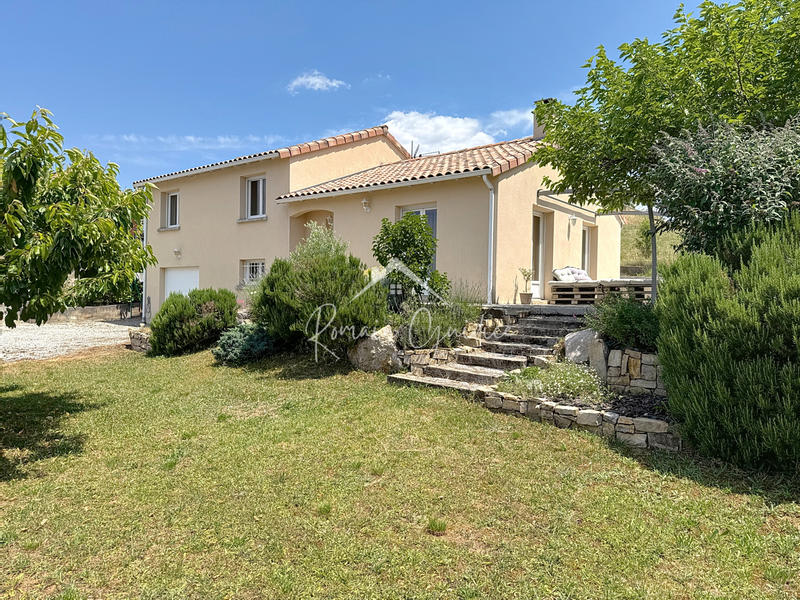 Maison - 137 m² - 7 pièces