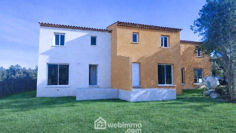Villa - 80 m² - 4 pièces