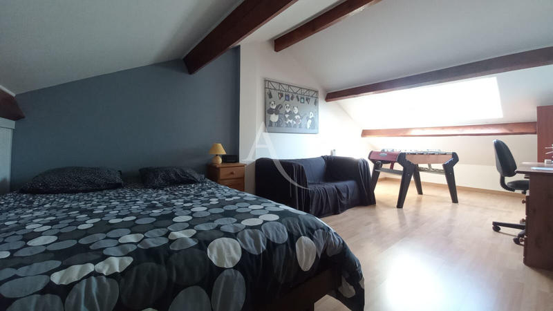 Maison - 111 m² - 5 pièces